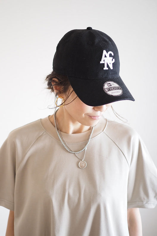 NEW ERA×ANIECA キャップ